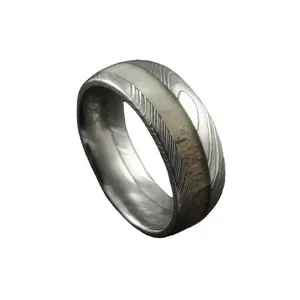戒指手工大马士革钢最新戒指设计灰色结婚戒指或戒指男装女装饰品