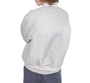 Chaqueta de béisbol bordada con nombre y número de equipo personalizada, chaqueta deportiva de satén para hombre, venta al por mayor - Product Image 4