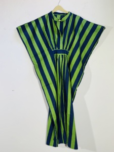 Vestido Kaftán a Rayas Verde y Azul Marino con Cuello Mandarín, Vestido Largo Holgado sin Mangas, Informal de Verano - Product Image 1