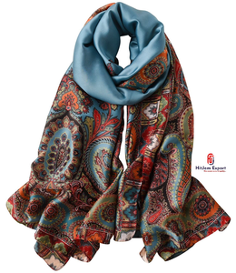 Bufanda Larga de Lujo Personalizada con Estampado, Tela Suave, Bufanda de Moda, Marca Personalizada, Fabricante Textil OEM ODM - Product Image 6