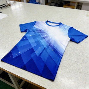 T-shirt de sport personnalisé pour homme, respirant, infroissable, impression par sublimation, vente en gros, polyester - Product Image 4