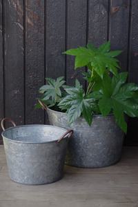 Ensemble de 3 bacs à plantes rustiques en métal galvanisé, robustes, de grande taille, faits à la main, en fer et zinc, pour extérieur, aspect antique. - Product Image 2