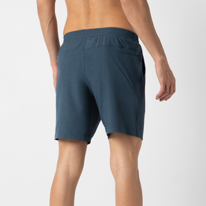Shorts de sport à séchage rapide en ligne – Vente en gros, shorts personnalisés tendance pour hommes, style compétition, en promotion - Product Image 4