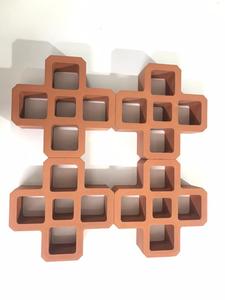 Bloque Decorativo de Arcilla Terracota Natural con Diseño Geométrico Calado para Detalles Arquitectónicos de Pared y Suministro al por Mayor - Product Image 3