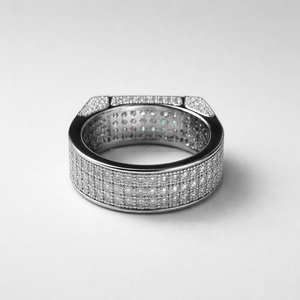 แหวนเพชรโมอิสซาไนต์ทรงเรขาคณิตแบบ Eternity Band ประดับเพชรแบบ Pave Setting เงินแท้ 925 สำหรับทุกเพศ เครื่องประดับหรูหราสำหรับผู้ชาย เหมาะเป็นของขวัญวันครบรอบ - Product Image 4