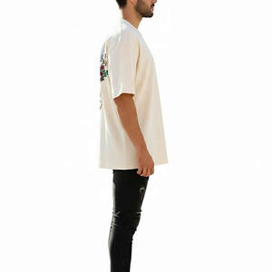 T-shirt ample pour homme, coupe ample, coton, col rond, manches courtes, tissu doux et respirant, style décontracté, usage quotidien, style streetwear. - Product Image 3