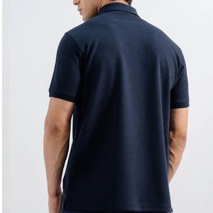 เสื้อโปโลแขนสั้นผ้าฝ้ายปิเก้สีน้ำเงินกรมท่าสำหรับผู้ชาย ทรงปกติ สไตล์ลำลอง จาก Relevo Industries - Product Image 3