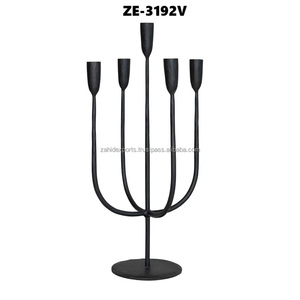 Tendance du moment : Porte-bougie en métal nordique, forme carrée élégante, fait à la main, bougeoirs tendance pour Noël, décoration de Zahid Exports - Product Image 1