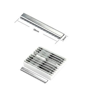Navaja de Afeitar Profesional de Acero Inoxidable de Una Sola Hoja, Mango de Plástico, Diseño Largo para Uso en Salón de Barbería, para Diestros, Calidad A+ - Product Image 2