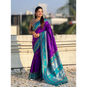 ผ้าไหมสีม่วงเนื้อนุ่มแบบดั้งเดิม ทอแบบซารี พร้อมลายปักแบบซารี สำหรับงานแต่งงาน น้ำหนัก 650 กรัม - Product Image 6