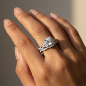 Anillo Solitario Redondo de 1.00CTW Cultivado en Laboratorio con Halo Trenzado y Chapado en Oro, Lujoso para Mujer - Product Image 6