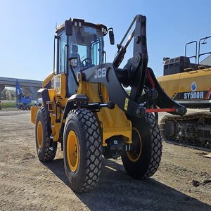 Cargadora de Ruedas de Alto Rendimiento con Cabina Cerrada 427ZX 2025, Máquina de Construcción - Product Image 1