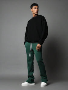 Pantalon de jogging en molleton rayé pour homme, coupe droite ou ajustée, personnalisable avec logo, idéal pour l'entraînement hivernal – Vente en gros - Product Image 2