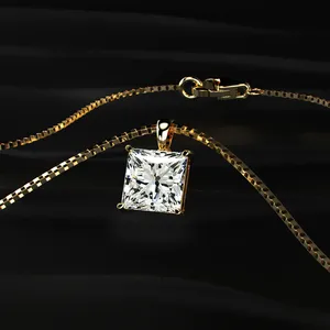 Pendentif en diamant solitaire de taille princesse cultivé en laboratoire en or. - Product Image 4