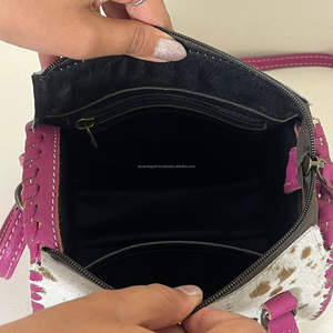 Bolso de Viaje Elegante de Cuero Genuino 100% Estilo Western con Patrón Premium, Cierre de Cremallera y Concho, Unisex - Product Image 6