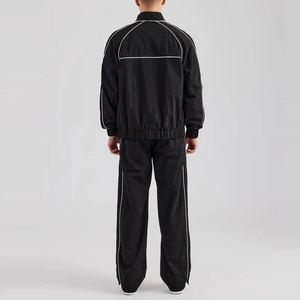 Survêtements d'hiver respirants personnalisés avec logo imprimé OEM, 100% nylon, avec bandes réfléchissantes pour hommes - Product Image 6