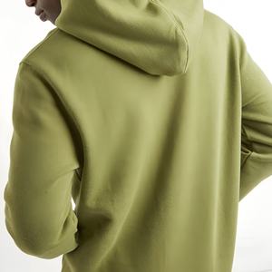 Sudadera Verde Estilo Urbano con Logotipo Gráfico Moderno, Cómoda y Casual, Prenda Juvenil de Moda - Product Image 2