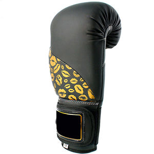 Guantes de boxeo con cordones Kivotech Winning Training y guantes de boxeo para sparring, calzado deportivo hecho en Pakistán, embalaje personalizado. - Product Image 4