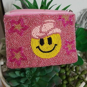 Monedero de cerezas hecho a mano con cuentas, mini carteras bordadas con cuentas de semillas rojas, lindas bolsas con cremallera con patrón clásico de dibujos animados MULTI CRAFT - Product Image 3