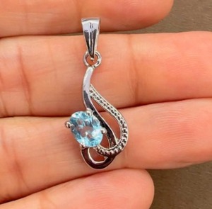 Colgante de topacio azul de corte ovalado chapado en rodio de plata de ley, moderno, al por mayor, hecho a mano, minimalista, regalo para ella, joyería de diciembre - Product Image 2