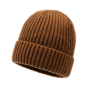 Gorro de punto ajustado estilo beanie de moda al por mayor para marcas urbanas estadounidenses, producción directa de marca privada - Product Image 5