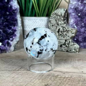 ลูกบอลหินมูนสโตนสีขาวคุณภาพสูง ทรงกลม ธรรมชาติ ประกายสวยงาม สำหรับการทำเรกิ การบำบัด การทำสมาธิ ของตกแต่ง ขายส่ง งานฝีมือคริสตัล - Product Image 4