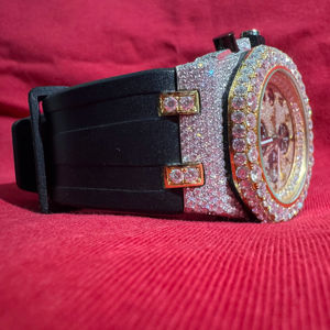 Reloj de Lujo de Alta Gama con Diseño Redondo, Oro VVS, Moissanita, Resistente al Agua, para Hombre, con Diamantes, Manecillas con Incrustaciones, Compra al por Mayor, EE. UU. - Product Image 1
