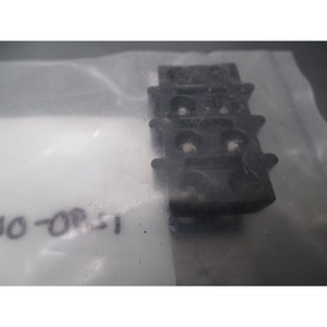 AMAT 1290-01315 TERM BLK 2ROW 16-14AWG, 300V, 20A - อุปกรณ์และชิ้นส่วนเซมิคอนดักเตอร์ระดับโลกที่เชื่อถือได้ - Product Image 4