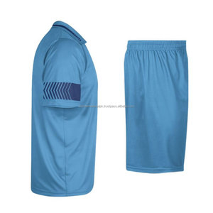 Ensemble de maillots de football pour hommes en coton 100% imprimé en sérigraphie personnalisée, kits de football à séchage rapide, uniformes d'entraînement personnalisables pour le football - Product Image 6