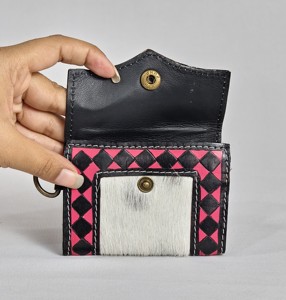 Monedero Pequeño de Cuero Genuino con Patrones de Diamantes, Cierre de Botón, Correa para la Muñeca, Cartera Compacta Mini, Estilo Vintage Unisex - Product Image 2
