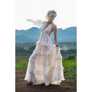 Robe longue maxi bohème à volants pour femme, col halter, superposée, idéale pour l'été, la plage et les vacances - Product Image 2