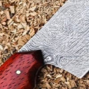 Couteau de chef à motif Damas argenté avec manche en bois brun rougeâtre, lame large, couteau de cuisine pour trancher la viande et les légumes - Product Image 5