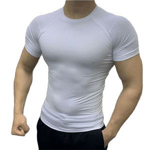 T-shirt de compression pour homme, style standard, idéal pour les séances d'entraînement en salle et en extérieur, prix de gros. - Product Image 4