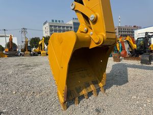 Excavatrice sur chenilles hydraulique CAT 349D2 d'occasion de qualité supérieure, pelleuse robuste de 49 tonnes pour les opérations minières et de carrière - Product Image 6