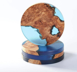 Ensemble de sous-verres modernes en bois faits à la main avec résine époxy, décoration artistique pour table basse, tapis et supports pour boissons pour la décoration de table - Product Image 3