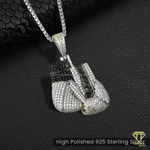 Pendentif de boxe exclusif avec pierres de diamant Moissanite de qualité supérieure et un look tendance - Product Image 2