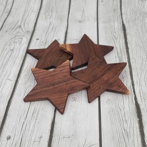 Ensemble de sous-verres en bois naturel faits à la main pour la maison, la cuisine, la table à manger, les tasses à café, les mugs à thé, les supports à boissons, décoration de table en bois - Product Image 4