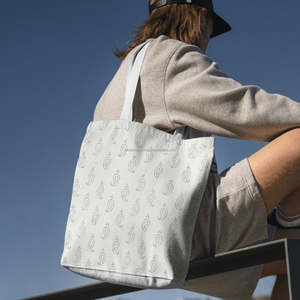 Bolsa de Compras con Estampado Floral y Bloques de Color Personalizados, Correa Lateral Extra Larga, Soporte Inferior, Fabricante Indio - Product Image 1