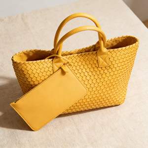 Bolso Tote de Cuero Genuino Ecológico, Impermeable, de Diseño de Lujo, con Logotipo Personalizado OEM, Hecho a Mano para Mujer, con una Sola Correa (Muestra Gratuita) - Product Image 3