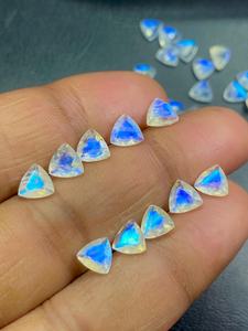 Piedra suelta de piedra lunar arcoíris blanca facetada con destello azul de 5 mm y 10 mm para la fabricación de joyas - Product Image 6