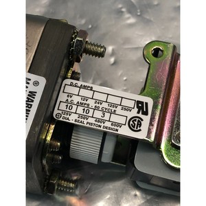สวิตช์แรงดัน Barksdale E1S-H-VAC-F2, 160360 - อุปกรณ์และอะไหล่เซมิคอนดักเตอร์ระดับโลกที่เชื่อถือได้ - Product Image 6
