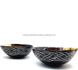 Colección de cuencos de grabado vintage | Cuencos de servicio elegantes hechos a mano para cenar, entretener y regalar | Artesanía clásica - Product Image 1