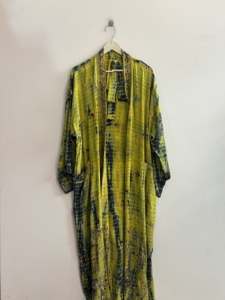 Lote al por mayor de kimonos vintage de crepé de seda teñidos a mano, estilo bohemio, para mujer - Product Image 4