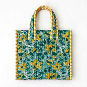 Sac fourre-tout en coton matelassé bohème Veer Handicrafts, motif rayé jaune et vert, fermeture éclair, utilisation toutes saisons, Rajasthan - Product Image 4