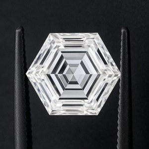 Diamante Suelto de Corte Hexagonal Cultivado en Laboratorio, Color E, Certificado IGI, VVS, Marca Diam, Origen Gujarat, para Joyería - Product Image 5