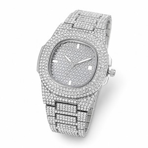 Montre de luxe unisexe en acier inoxydable, cadran et bracelet sertis de diamants, affichage analogique à quartz - Product Image 2