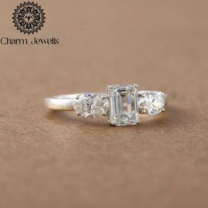 Anillo de compromiso Charm_Jewells para mujer, de plata, con moissanita de corte cojín, tres piedras, engaste clásico de puntas, certificado IGI, 3 GM - Product Image 5