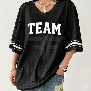 Camisetas Deportivas Personalizadas de Fútbol con Malla Sublimada, Estilo Crop, para Equipos, Ropa Deportiva Urbana - Product Image 1