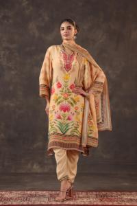 Ensemble de costume traditionnel - Product Image 2