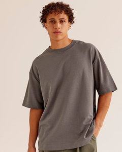 Camiseta de algodón de manga corta con cuello redondo para hombre, estilo casual, de punto teñido liso, con logo serigrafiado, talla grande, color liso - Product Image 3
